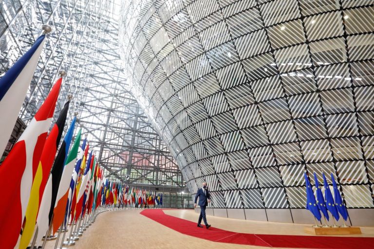Ουκρανία: Οι πρώτες κυρώσεις της Ευρωπαϊκής Ένωσης στη Ρωσία
