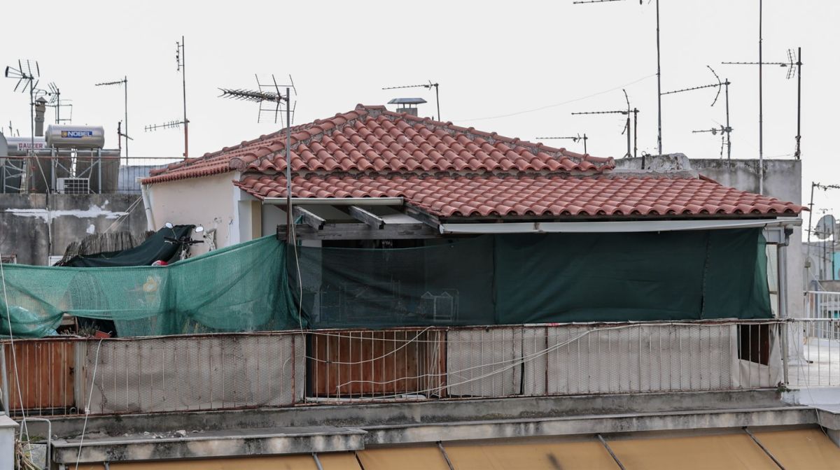 Δολοφονία Κυψέλη: Σκότωσε τον 7χρονο γιο της και τον έκρυβε 5 χρόνια στο μπαλκόνι