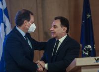 Τελετή παράδοσης στο Υπουργείο Αγροτικής Ανάπτυξης με αυτοκριτική από τον Σπήλιο Λιβανό