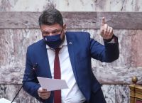 Βουλή Χαρδαλιάς: Επεισόδιο με Τζάκρη