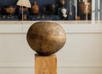 Theaster Gates – Vessels / Αγγεία: Έκθεση κεραμικών μεγάλης κλίμακας στο Μουσείο Μπενάκη