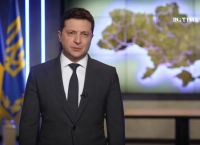 Πόλεμος στην Ουκρανία – Ζελένσκι: Δεν επιμένει στην ένταξη στο ΝΑΤΟ – Δεν θα παρακαλάμε γονυπετής