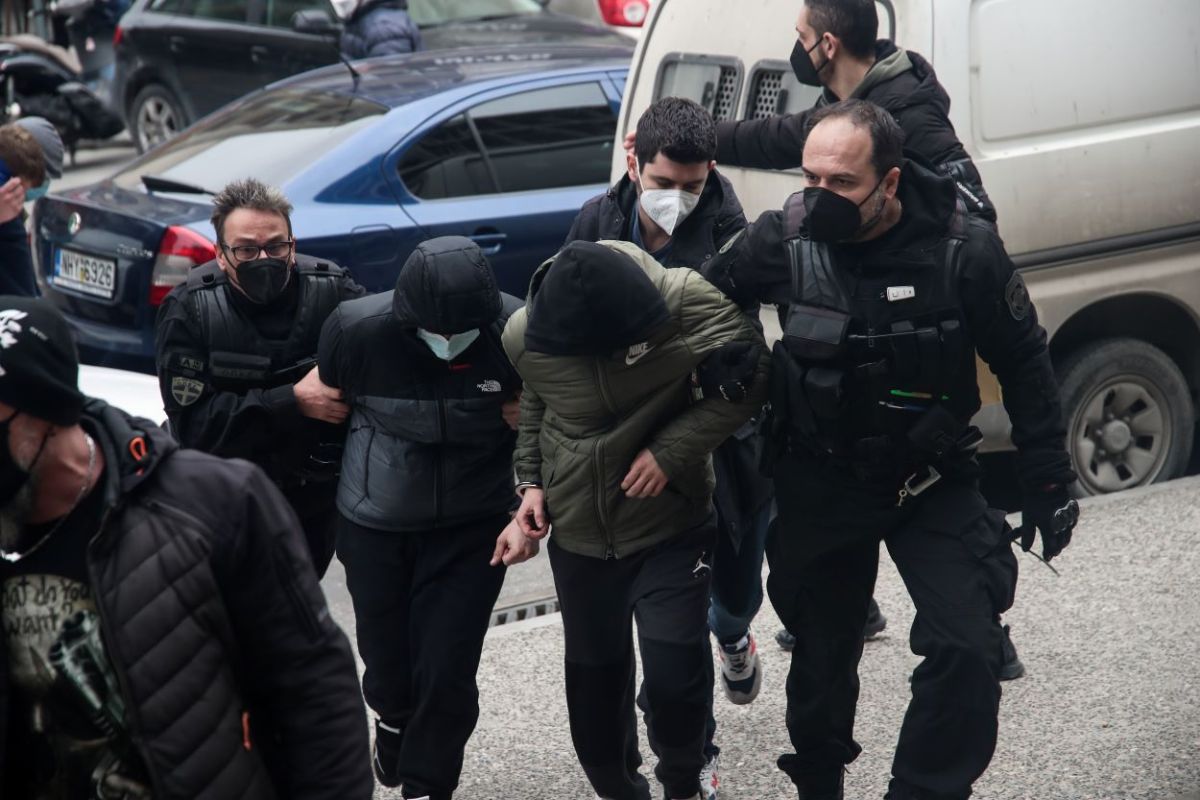 Δολοφονία Άλκη: «Έκανα μαλ@@ία – Ξέχασα εκεί το δρεπάνι» – «Καρφώνει» τον 21χρονο ο 23χρονος