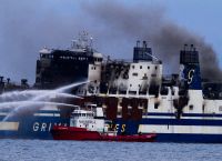 Euroferry Olympia: Συνεχίζονται οι έρευνες [vid]