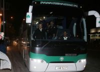 Παναθηναϊκός: “Θερμή” υποδοχή στους παίκτες επεφύλασσαν οι οπαδοί Παναθηναϊκός: “Θερμή” υποδοχή στους παίκτες επεφύλασσαν οι οπαδοί