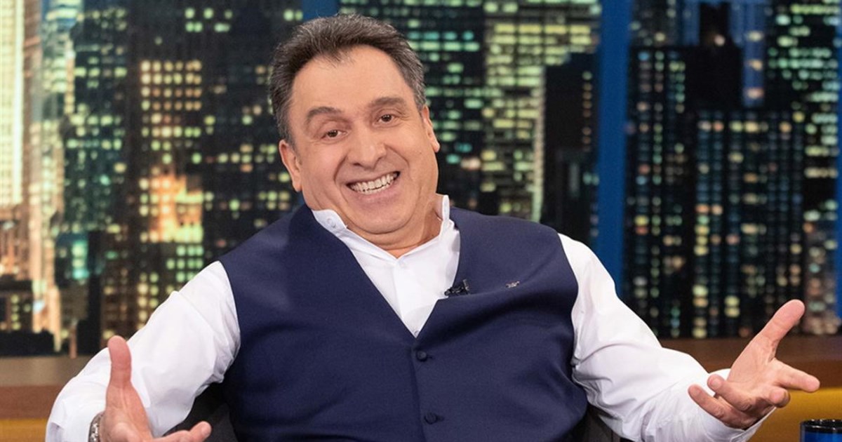 Πάνος Σταθακόπουλος: «Πουλούσα μπρίκια και κάλτσες για να ζήσω, πήγαινα πολύ πρωί και έφευγα μεσημέρι»