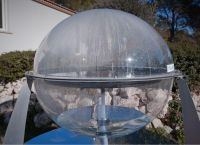 Ειδικές σφαίρες μετατρέπουν το ακατάλληλο νερό σε πόσιμο, μέσω ηλιακής απόσταξης