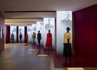 What dreams are made of: Μια βόλτα μέσα από φωτογραφίες στη νέα boutique του Dior στην 30 Μontaigne