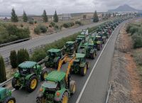Ισπανία: 150.000 αγρότες διαδηλώνουν για τις αυξήσεις στις τιμές των καυσίμων