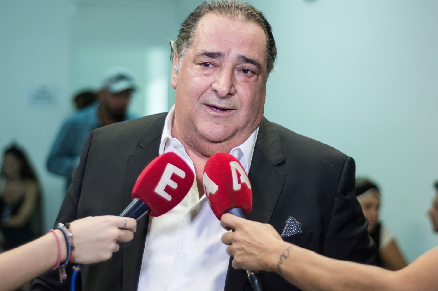 Βασίλης Καρράς: Εκτάκτως στο νοσοκομείο – Τι συνέβη