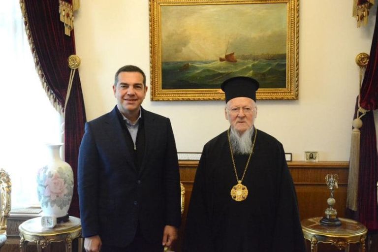 Τσίπρας σε Βαρθολομαίο: Αναγκαία η σταθερή στήριξη στο Οικουμενικό Πατριαρχείο