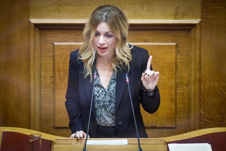 Αγγελική Αδαμοπούλου: Ανεξαρτητοποιήθηκε από το ΜέΡΑ25