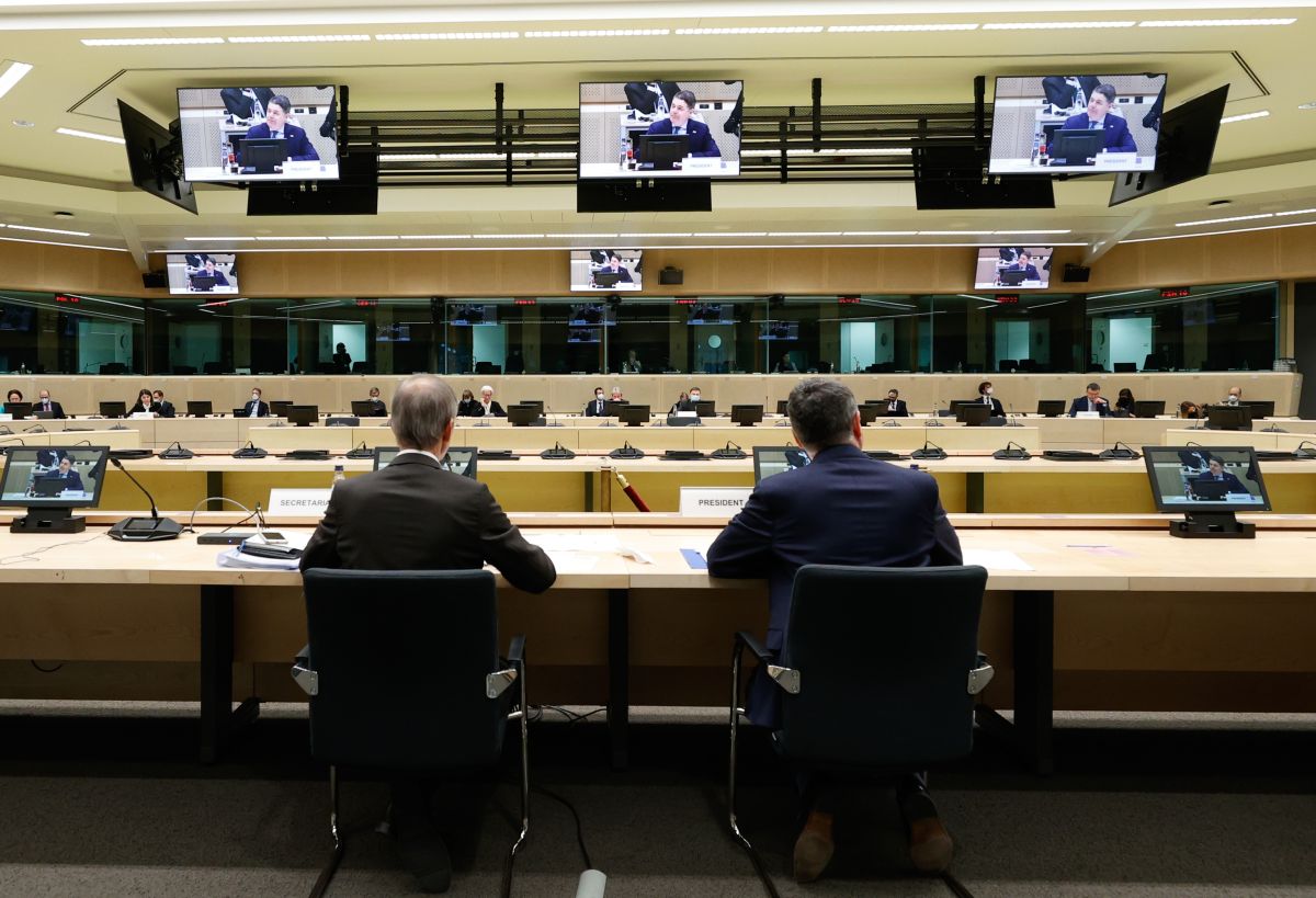 Eurogroup: Έντονη ανησυχία για τις επιπτώσεις του πολέμου στην οικονομία της Ευρωζώνης