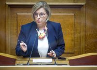 Γκάγκα: Τέλος το πρόστιμο στους ανεμβολίαστους
