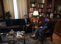 Συνάντηση Σκρέκα με Σακελλαροπούλου: Στο επίκεντρο η ενεργειακή κρίση και τα μέτρα στήριξης