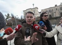 Δημήτρης Λιγνάδης: Διεκόπη η δίκη μετά από σύγκρουση Κούγια και Βλάχου Δημήτρης Λιγνάδης: Διεκόπη η δίκη μετά από σύγκρουση Κούγια και Βλάχου