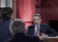 Κυριάκος Μητσοτάκης: 1η Μαΐου αύξηση στον κατώτατο μισθό – Ανοιχτό να μειωθεί ο ΦΠΑ στα τρόφιμα