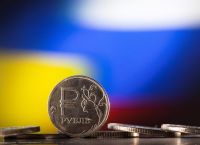 Πόλεμος στην Ουκρανία: Fitch και Moody’s υποβαθμίζουν τη Ρωσία σε «junk»