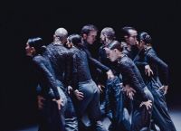 Nederlands Dans Theater: Το κορυφαίο ευρωπαϊκό συγκρότημα χορού επιστρέφει στο Μέγαρο Μουσικής [vid]