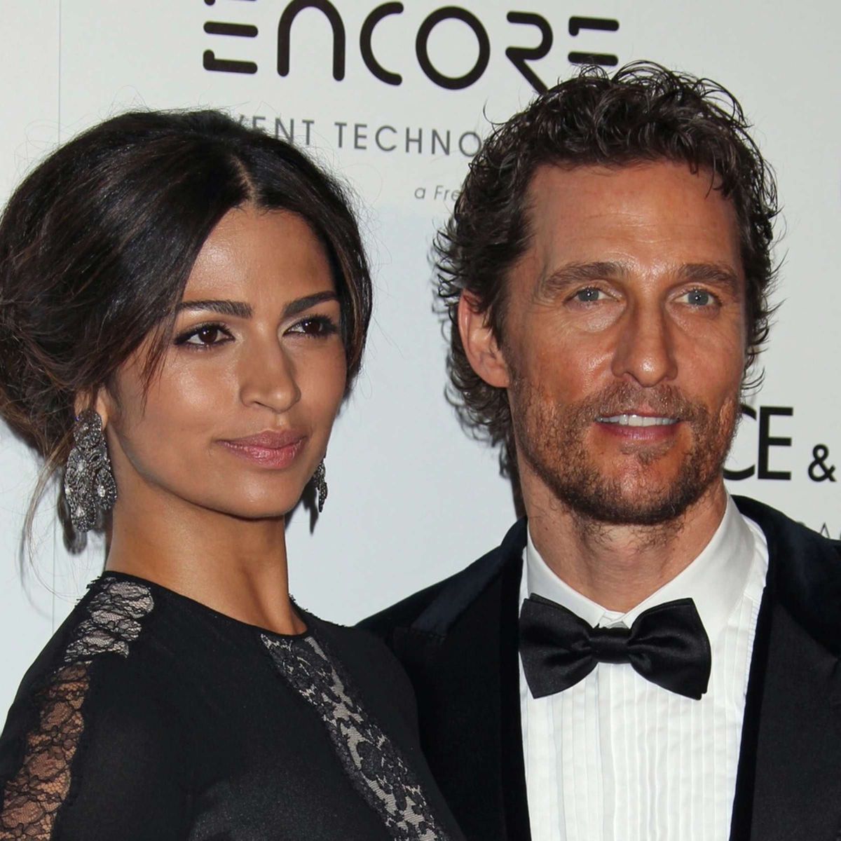 H Camila Alves και ο Matthew McConaughey δεν γιορτάζουν ποτέ την επέτειο του γάμου τους