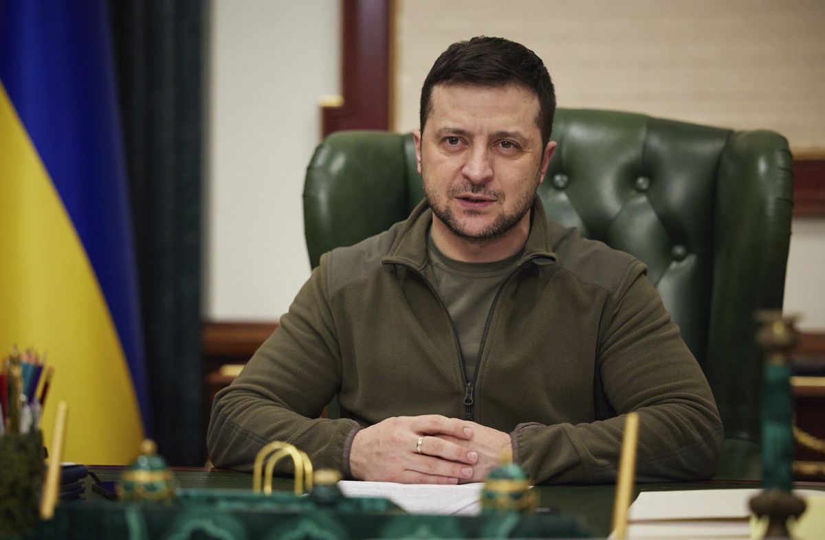 Ζελένσκι: “Η Ρωσία χρησιμοποιεί βόμβες φωσφόρου στην Ουκρανία”