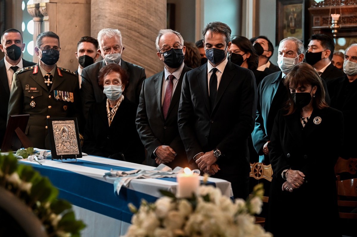 Αυτή την ώρα το τελευταίο αντίο στη Μαριέττα Γιαννάκου