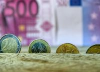 Greek inflation surged to 7.2 pct in February Greek inflation surged to 7.2 pct in February