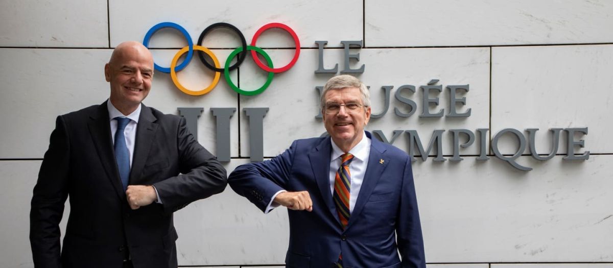 Οι αθλητικοί φορείς IOC και Fifa ήταν συνένοχοι στις πράξεις του Πούτιν