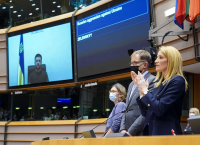 Πόλεμος στην Ουκρανία: Το τέλος της «ουδετερότητας» στην Ευρώπη