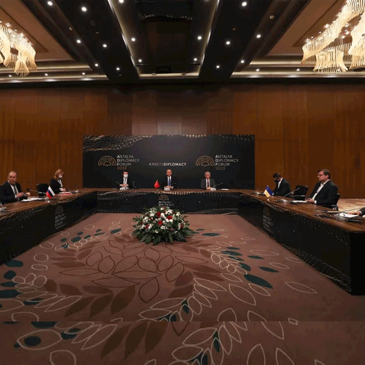 Πόλεμος στην Ουκρανία: Ακαρπη η συνάντηση Λαβρόφ – Κουλέμπα