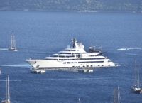 Με ποιο τρόπο αυτό το ιστιοφόρο έγινε μέσα σε μία νύχτα γεωπολιτικό μυστήριο