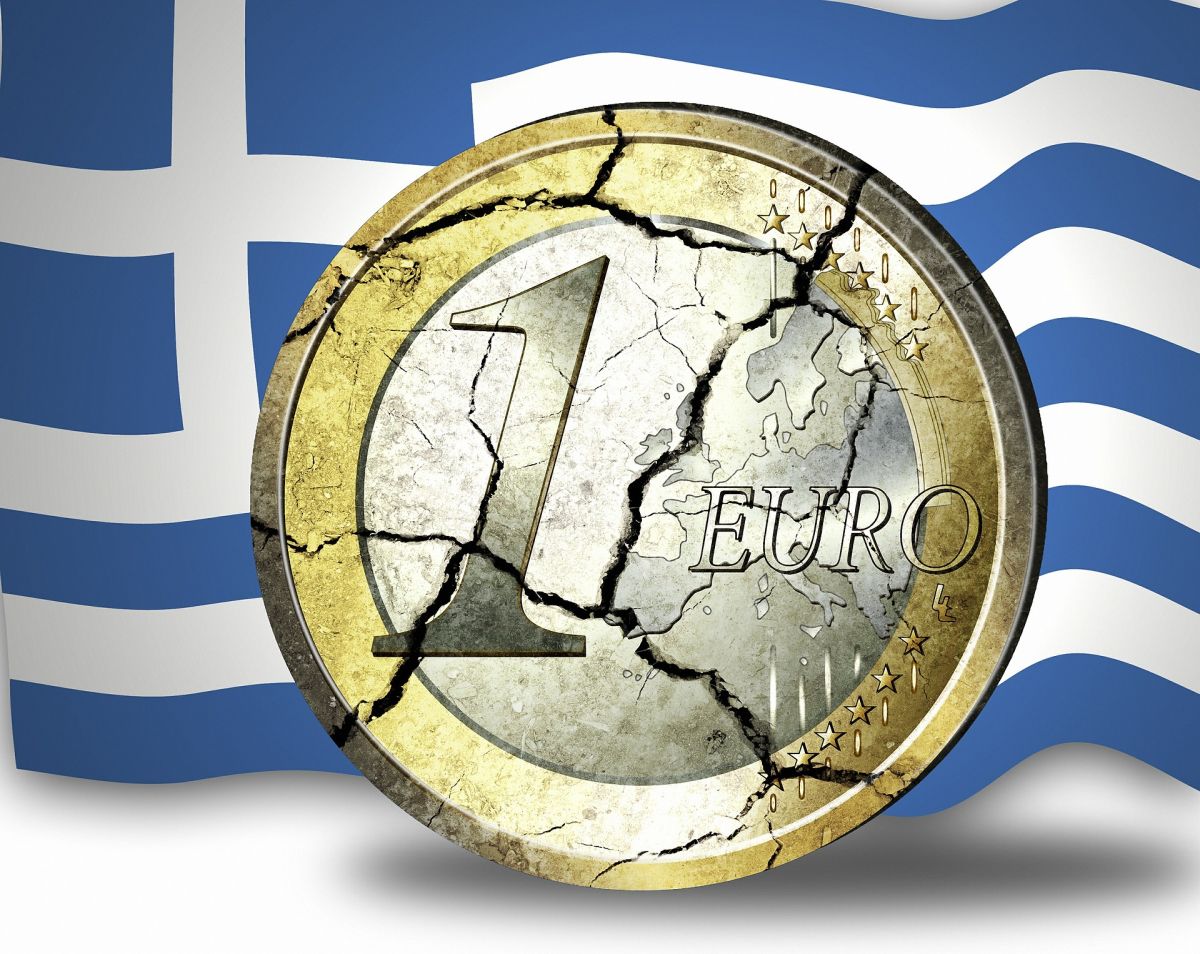 ΕΚΤ: Tα 2 ορόσημα για την έξοδο της Ελλάδος από την εποπτεία