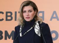 Η σύζυγος του Ζελένσκι ζητεί «πραγματικούς ανθρωπιστικούς διαδρόμους»