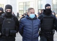 Δίκη Λιγνάδη: Όλος ο διάλογος του θύματος με τους δικαστές “Εκεί άρχισε να πιάνει τα γεννητικά όργανά μου”