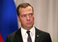 Μεντβέντεφ: Έχουμε δικαίωμα να χρησιμοποιήσουμε πυρηνικά ακόμα και απέναντι σε συμβατικά όπλα