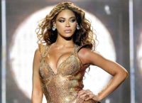 Beyonce: Μετά από 25 χρόνια στο χώρο συνέχιζει να είναι βασίλισσα – Η εμφάνισή της στο πάρτι του Jay-Z
