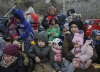 Μαργαρίτης Σχοινάς:  Ισότιμη μεταχείριση Ουκρανών και Σύριων προσφύγων