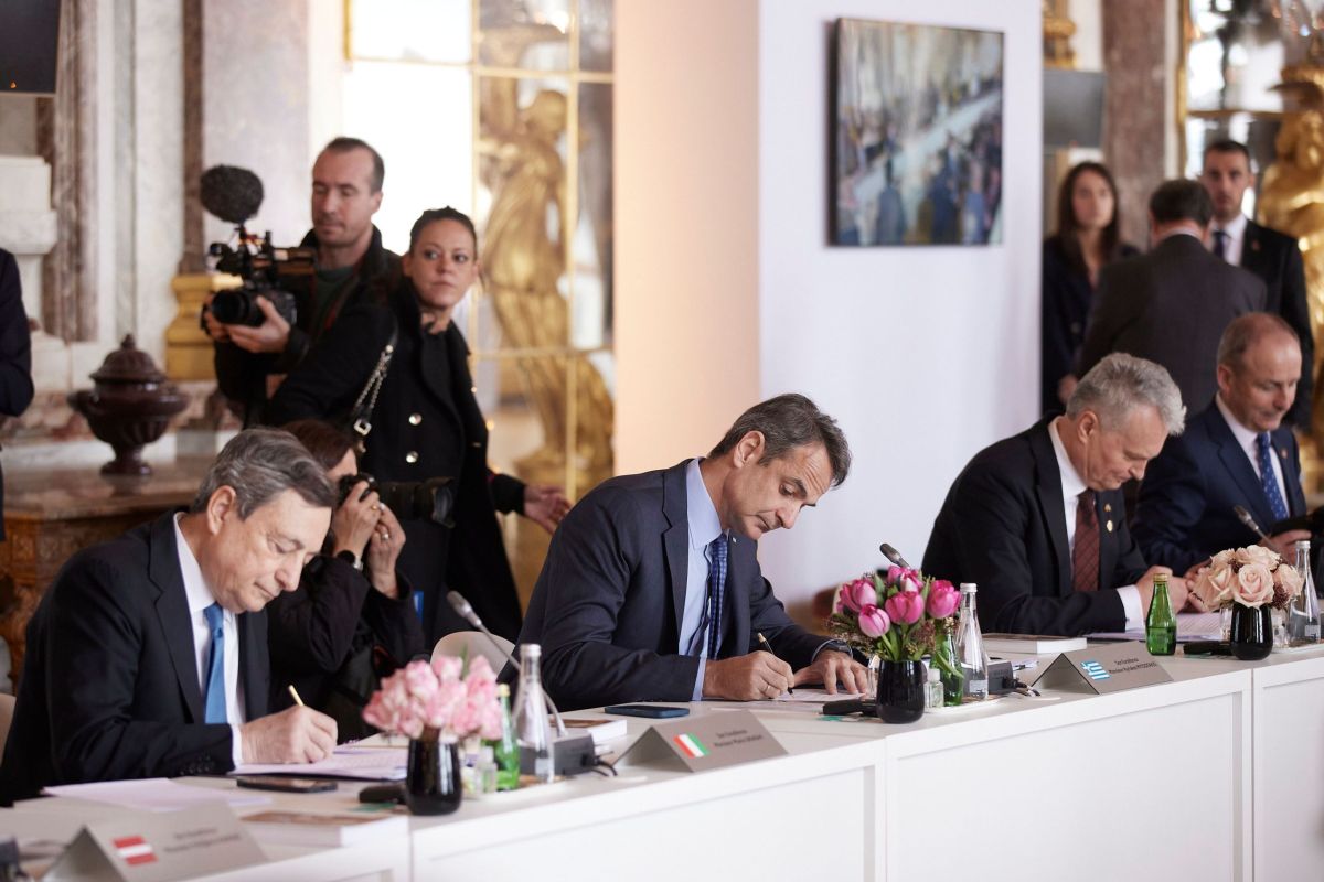 Σύνοδος Κορυφής: Με “Task force” για την προμήθεια φυσικού αερίου και μοντέλο εμβολίων
