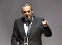 Καμμένος: Με αυτόν τον τρόπο ευχήθηκε στη γυναίκα του για τη γιορτή της [pic]