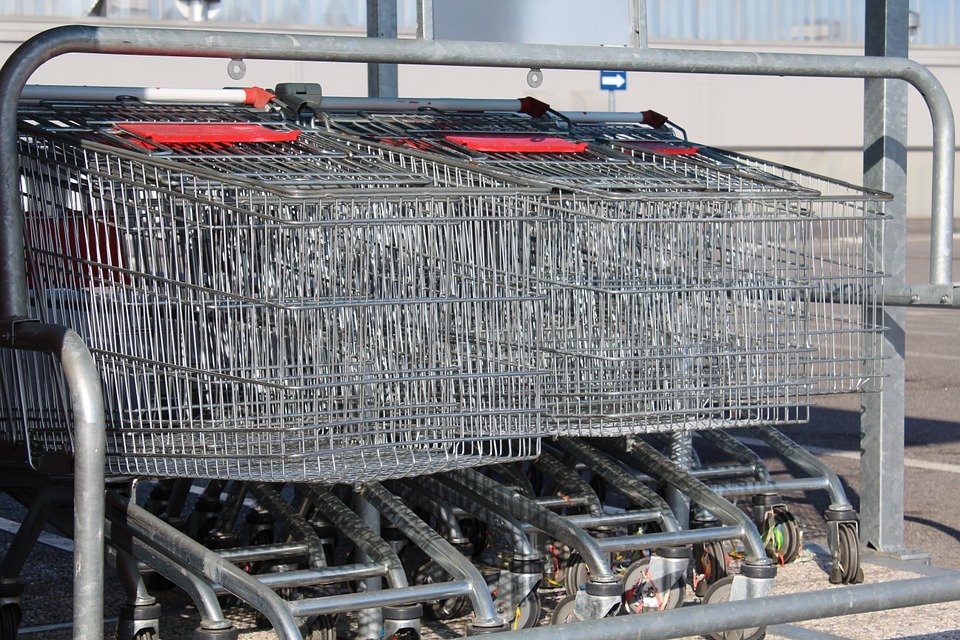 supermarket-trolleys-745572_960_720