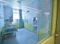 Θάνατοι τριών παιδιών: Το παρασκήνιο της παραίτησης του Πατρινού δικηγόρου του ζευγαριού