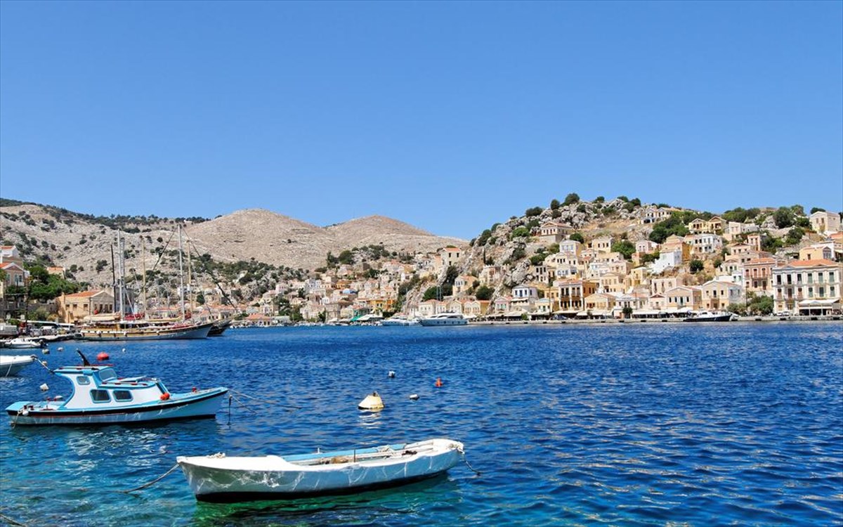 Από τους γάμους της Τήλου, στην Ιαπωνία του Καζαντζάκη και το σύγχρονο Μεσολόγγι