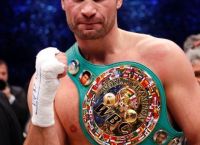 Ο Vitali Klitschko από το ring στην αρένα να σώσει το Κίεβο Ο Vitali Klitschko από το ring στην αρένα να σώσει το Κίεβο