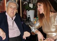 Βίκυ Χατζηβασιλείου για Δημήτρη Κοντομηνά: «Έφυγε ακριβώς όπως δεν ήθελε»