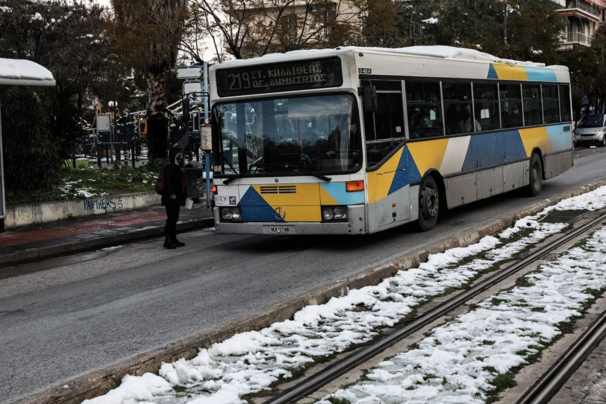 Χιόνια στην Αττική: Πώς θα κινηθούν τα Μέσα Μαζικής Μεταφοράς
