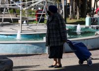 Γερμανικό δημοσίευμα: Φτωχοποίηση των συνταξιούχων στην Ελλάδα