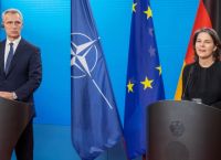 Μπέρμποκ ΝΑΤΟ: Ίσως στείλουμε δυνάμεις στην ανατολική πτέρυγα