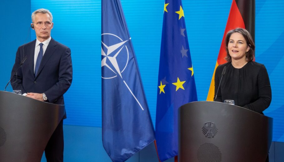 Μπέρμποκ ΝΑΤΟ: Ίσως στείλουμε δυνάμεις στην ανατολική πτέρυγα