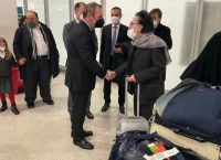 Στην Αθήνα 50 Έλληνες και Κύπριοι – Ήρθαν από την Ουκρανία μέσω Ρουμανίας
