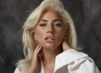 Η Lady Gaga παρέδωσε μαθήματα κομψότητας στα BAFTAs